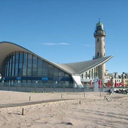 Sommerhaus Am Bach Rostock Esterno foto